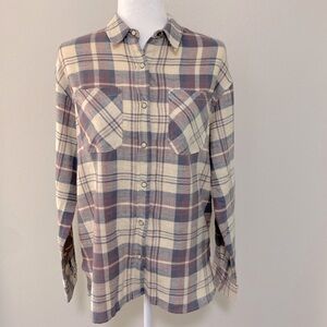NWT: Women’s RSQ Flannel Shirt🌺